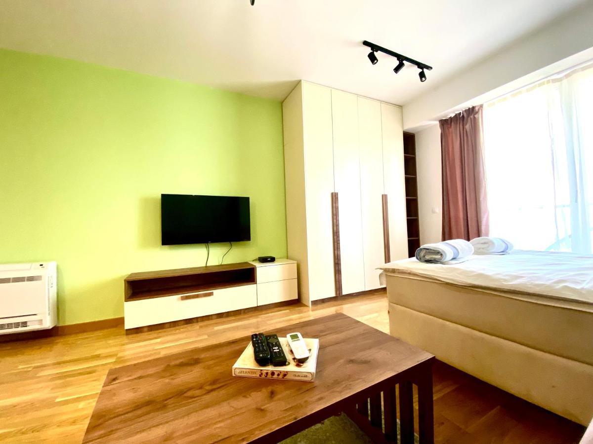 Urban Garden Apartment Skopje Buitenkant foto