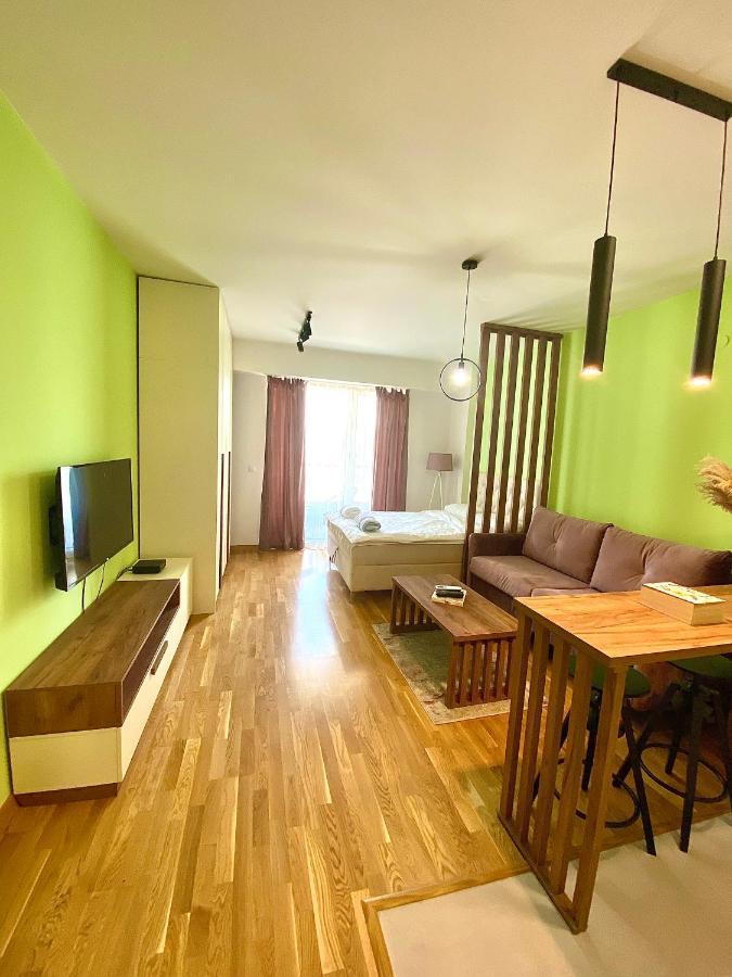 Urban Garden Apartment Skopje Buitenkant foto